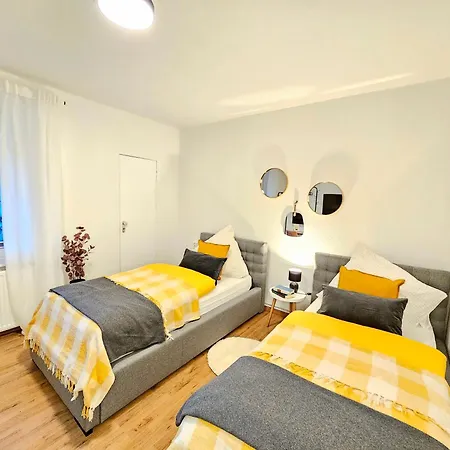 Honey, Ganze Mit 3 Schlafzimmern, Waschmaschine,businesswohnung, Monteurzimmer Apartment *
