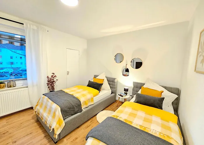 Honey, Ganze Mit 3 Schlafzimmern, Waschmaschine,businesswohnung, Monteurzimmer Apartman *